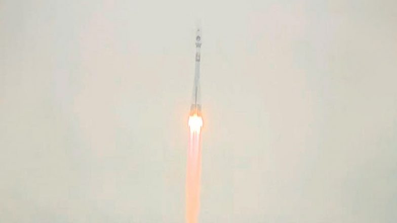 Luna-25 Mission Launched: ৪৭ বছর পর রাশিয়ার চন্দ্র অভিযান, জেনে নিন চন্দ্রযান-৩ এর আগে না পরে পৌঁছবে?