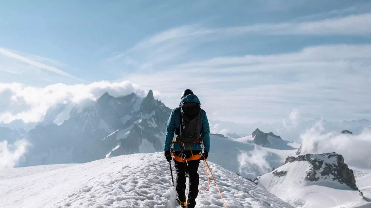 National Mountain Climbing Day 2023 কেন পালন জাতীয় পর্বতারোহণ দিবস