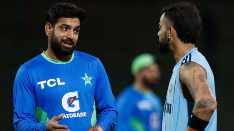 Virat with Haris, IND vs PAK: ভারত-পাকিস্তানের মহারণের আগে নেটে হারিসের সঙ্গে খোশমেজাজে বিরাট (দেখুন ভিডিও)