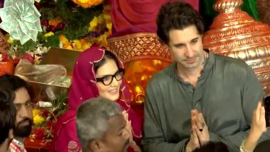 Sunny Leone Visits Lalbaugcha Raja: শাহরুখ-কার্তিকের পর মুম্বইয়ের লালবাগচা রাজার দর্শনে স্বামী ড্যানিয়েলের সঙ্গে সানি লিওন, দেখুন