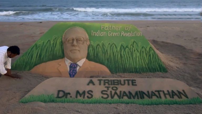 Sudarsan Pattnaik's Tribute To MS Swaminathan: সবুজ বিপ্লবের জনক স্বামীনাথনকে শেষ শ্রদ্ধার্ঘ্য সুদর্শন পট্টনায়কের, পুরীর সৈকতের ভিডিয়ো