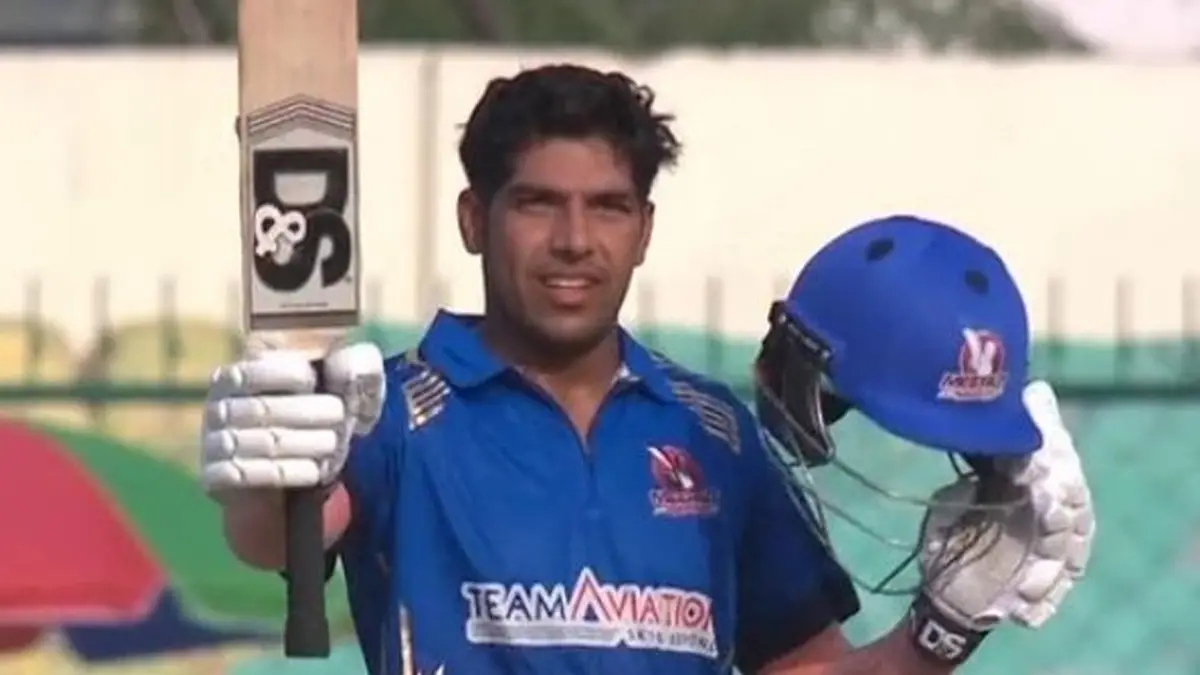 UPT20 League: মাত্র ১৮ বছরেই উত্তর প্রদেশ টি-২০ লিগে প্রথম শতক স্বস্তিক চিকারার, দেখুন ভিডিও