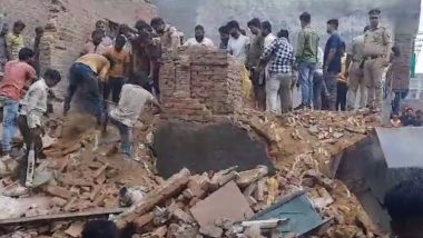 Ghaziabad House Collapses: বৃষ্টির জেরে গাজিয়াবাদে ধসে পড়ল জরাজীর্ণ বাড়ি, চলছে উদ্ধার কাজ