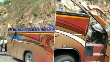 Bus Overturned In Ambaji: গুজরাটে মাঝরাস্তায় বাস উল্টে জখম ৩৫, দুর্ঘটনাস্থলের ভিডিয়ো