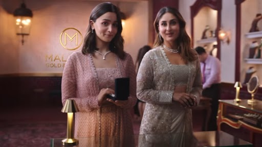Alia Bhatt-Kareena Kapoor Video: একসঙ্গে করিনা, আলিয়া, চোখ ফেরাতে না পেরে প্রশংসায় পঞ্চমুখ অনুরাগীরা