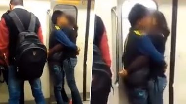 Delhi Metro Kissing Video: দিল্লি মেট্রোয় প্রকাশ্যে গাঢ় চুম্বন দম্পতির, অন্তর্জাল জুড়ে সমালোচনার ঝড়