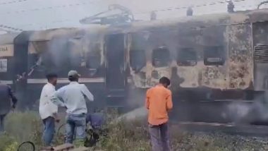 Gujarat Train Fire: গুজরাটে গোধরাগামী ট্রেনে ভয়াবহ আগুন, দেখুন ভিডিয়ো