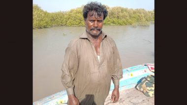 Pak Fisherman: গুজরাটের উপকূলে যন্ত্রচালিত নৌকা-সহ আটক পাকিস্তানি মৎস্যজীবী