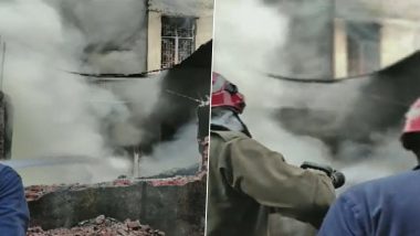 Delhi Fire: উদ্যোগ নগরের প্লাস্টিক কারখানায় আগুন, ঘটনাস্থলে দমকলের ২৬টি ইঞ্জিন (দেখুন ভিডিও)