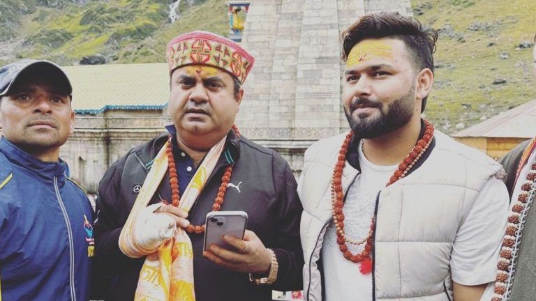 Rishabh Pant At Kedarnath For Blessings: মহাদেবের আশীর্বাদ নিতে কেদার ধামে ভারতীয় ক্রিকেটার ঋষভ পন্থ, দেখুন সেই ছবি