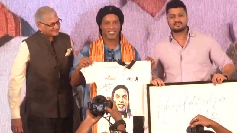 Ronaldinho In Kolkata: কলকাতায় ব্রাজিলের ম্যাজিশিয়ান রোনাল্ডিনহো, থাকবেন শ্রীভূমির পুজোর উদ্বোধনে (দেখুন ভিডিও)