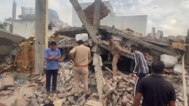 Explosion: উত্তরপ্রদেশের কারখনানায় ভয়াবহ বিস্ফোরণে আহত ৫, দেখুন