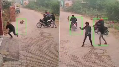 Haryana Woman Fighting With Shooters Video: ভয়াবহ, বাড়ির সামনে দাঁড়ানো ব্যক্তিকে লক্ষ্য করে গুলি, বাঁশ নিয়ে দুষ্কৃতীদের তাড়া মহিলার