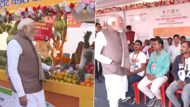 PM Modi In Varanasi: ফলের দোকানে কী করছেন প্রধানমন্ত্রী নরেন্দ্র মোদি! দেখুন ভিডিয়ো