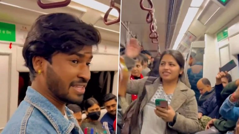 Ram Mandir Song In Delhi Metro: রাম মন্দিরের স্মরণে মেট্রোয় গান ধরেছেন ২ যুবক, মোহিত যাত্রীরা, দেখুন ভিডিয়ো