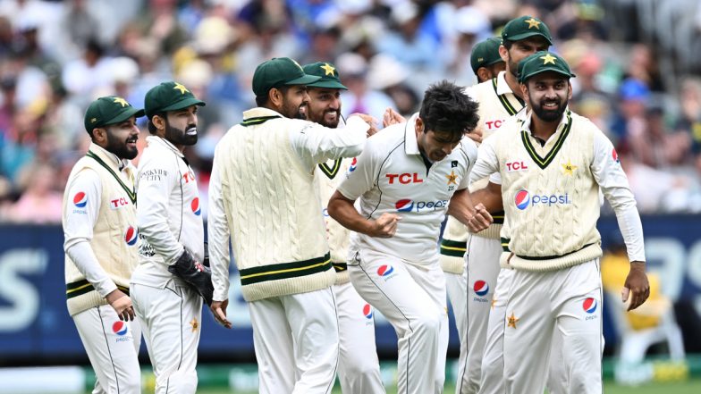 AUS vs PAK 2nd Test Day 3 Stumps: শাহিন-হামজার বোলিং দাপটে ভীত অজি ব্যাটসম্যানরা, লিডে এগিয়ে কামিন্সরাই
