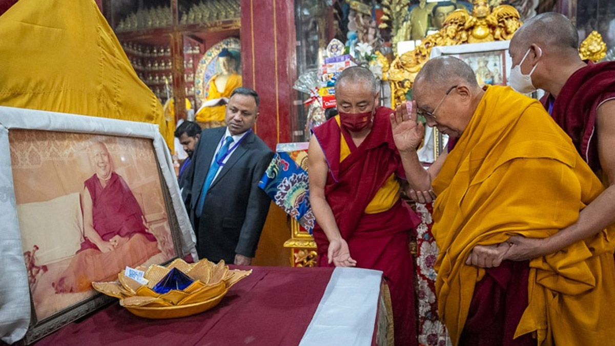 Dalai Lama In Mahabodhi Temple: বিহারের মহাবোধি মন্দিরে পুজো দিলেন তিব্বতীয় ধর্মগুরু দলাই লামা