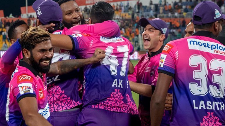 T10 League Final Video Highlights: ডেকান গ্ল্যাডিয়েটর্সকে হারিয়ে প্রথমবার আবু ধাবি টি-১০ শিরোপা জয় নিউ ইয়র্ক স্ট্রাইকার্সের