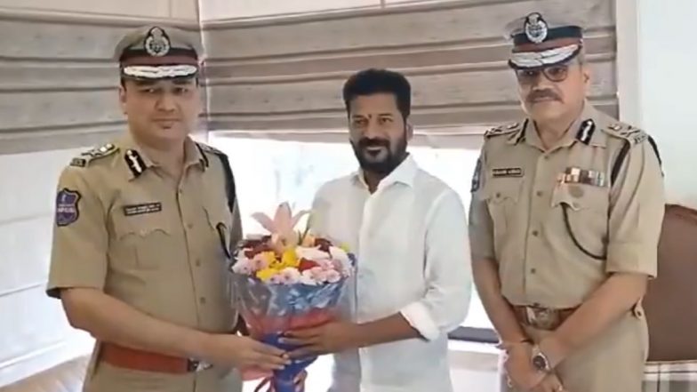 ECI Suspended Telangana DGP: কংগ্রেস সভাপতি অনুমুলা রেভান্থ রেড্ডিকে বাড়িতে গিয়ে শুভেচ্ছা জানানোর জের, বরখাস্ত তেলাঙ্গানার ডিজিপি