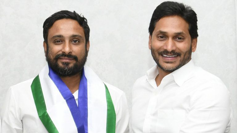 Ambati Rayadu joins YSRCP:  রাজনীতির ময়দানে ফের এক ভারতীয় ক্রিকেটার, জগনমোহনের দলে যোগ অম্বাতি রায়ড়ুর