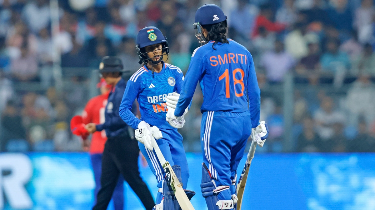 SL W vs IND W, ODI Tri Series Final Live Scorecard: ওয়ানডে ত্রিদেশীয় সিরিজ ফাইনালে স্মৃতি মান্ধানার সেঞ্চুরিতে ভারতের স্কোর-৩৪২/৭