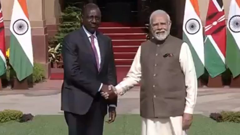 Kenyan President Visit To India: তিনদিনের ভারত সফরে কেনিয়ার রাষ্ট্রপতি, বিশেষ অনুষ্ঠানে দেখা করলেন  প্রধানমন্ত্রী মোদির সঙ্গে (দেখুন টুইট)