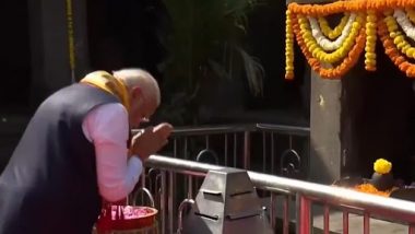PM Modi Kalaram Mandir Puja Video: নাসিকে মন্দিরে হাজির হয়ে পুজোর পর ভজন গাইলেন প্রধানমন্ত্রী, দেখুন