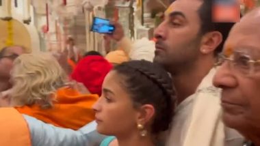 Video: রামলাল্লার দর্শন পেতে ভিড়ে চিঁড়ে চ্যাপ্টা, আলিয়াকে আঁকড়ে এগোলেন রণবীর, দেখুন