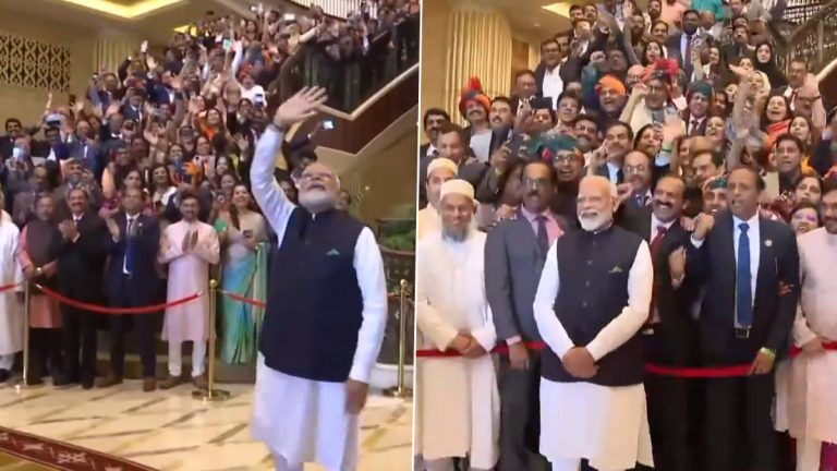 Modi in Abu Dhabi: আবু ধাবির হোটেলে প্রধানমন্ত্রী, প্রবাসী ভারতীয়দের কণ্ঠে 'মোদী হ্যায় তো মুমকিন হ্যায়' স্লোগান