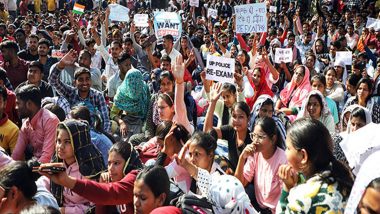 Uttar Pradesh police recruitment exam cancelled: প্রশ্নপত্র ফাঁসের অভিযোগ উঠতেই পরীক্ষা বাতিল করল যোগী সরকার