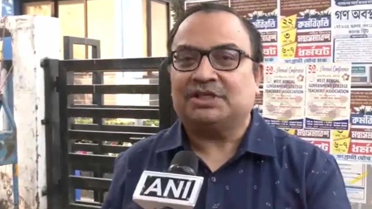 Kunal Ghosh: শুভেন্দুই শাহজাহানকে ধরিয়ে দিক, মন্তব্য কুণালের