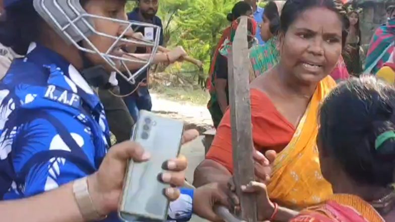 Sandeshkhali: নাবালিকাকে শ্লীলতাহানির অভিযোগে সন্দেশখালিতে নতুন করে বিতর্ক, গ্রেফতার এক তৃণমূল কর্মী