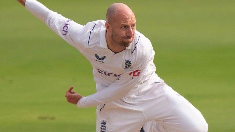 Jack Leach Update, IND vs ENG: চোটের কারণে ভাইজাগ টেস্টে বাদ ইংলিশ স্পিনার জ্যাক লিচ