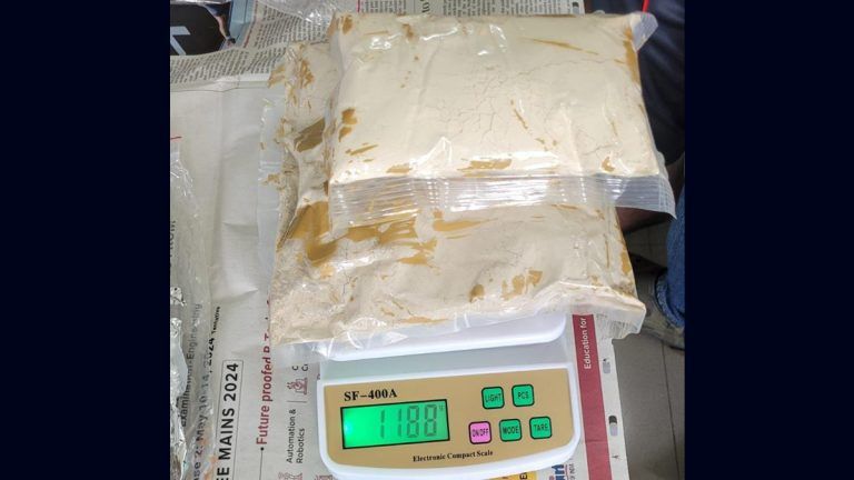 Drug Seized At Trichy Airport: আনুমানিক ২ কোটি টাকার বেআইনি মাদক দ্রব্য উদ্ধার ত্রিচি বিমানবন্দরে, তদন্তে কাস্টমস ও সি আই ইউ