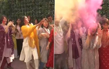 Holi celebrations at Korean Cultural Centre: হিন্দি গানের তালে হোলি উৎযাপন! দিল্লির সাংস্কৃতিক কেন্দ্রে নাচলেন কোরিয়ানরা, দেখুন ভিডিয়ো