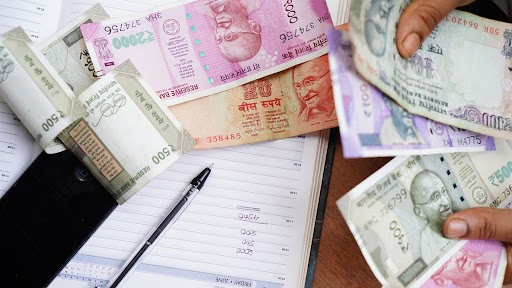 Amazing Facts Of Borrow Money: টাকা ধার নিয়ে ফেরত দেয় না কারা? সমীক্ষায় উঠে এল চাঞ্চল্যকর রিপোর্ট