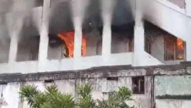Andhra Pradesh Fire: বিজয়ওয়াড়াতে বিধ্বংসী আগুন, ঘটনাস্থলে দমকলের ইঞ্জিন, দেখুন ভিডিও