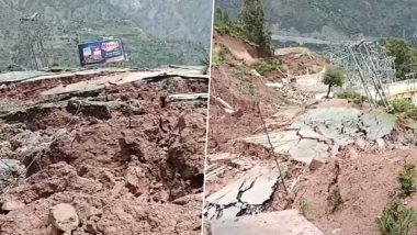 Landslide in Jammu & Kashmir: ভূমিধসে বিপর্যস্ত জম্মু-কাশ্মীরবাসী! বাড়ি ছেড়ে পঞ্চায়েত ঘরে আশ্রয় নিতে হল স্থানীয় বাসিন্দাদের