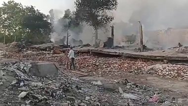 Haryana Fire: বিধ্বংসী আগুনে পুড়ে ছাঁই কার্পেট কারখানা! দমকলের চেষ্টায় আগুন নিয়ন্ত্রণে, দেখুন ভিডিও