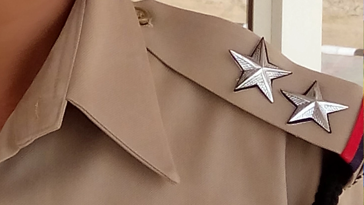 Jammu & Kashmir: ঘুষ নেওয়ার সময় হাতেনাতে ধরা পড়ল পুলিশকর্মী, তদন্তে নেমেছে দুর্নীতি দমন শাখা