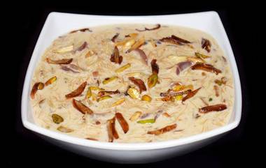 Eid Special Sheer khurma: ঈদে বাড়ির তৈরি মিষ্টি খেতে ইচ্ছা হলে বানিয়ে ফেলুন শির খুরমা...