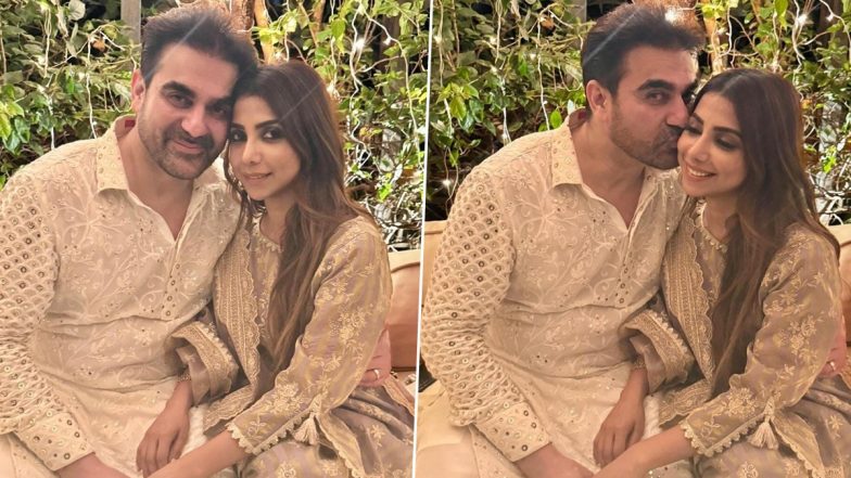 Arbaaz Khan: সুরার দিকে তাঁকিয়ে গান আরবাজের, স্ত্রীর 'ম্যাজিকে' বিভোর অভিনেতা, দেখুন ভিডিয়ো