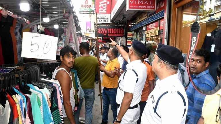 Hawkers: হকার উচ্ছেদ লক্ষ্য নয়, তাঁদের জন্য তৈরি হবে নির্দিষ্ট জোন, জানালেন মমতা বন্দ্যোপাধ্যায়