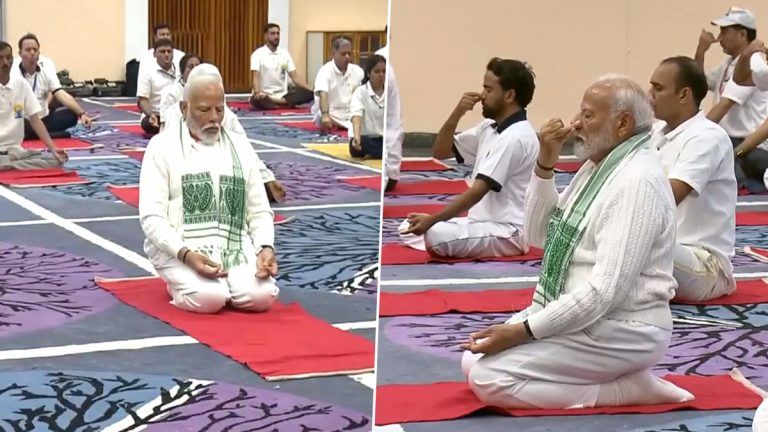 10th International Yoga Day: আন্তর্জাতিক যোগ দিবসে শের-ই-কাশ্মীর আন্তর্জাতিক সম্মেলন কেন্দ্রের যোগ সেশনে নেতৃত্ব দিলেন প্রধানমন্ত্রী মোদী (দেখুন ভিডিও)