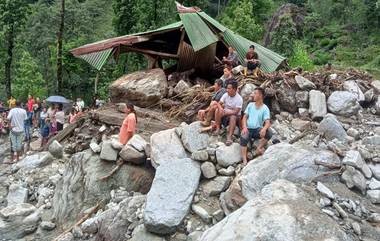 Sikkim Landslide: প্রবল বৃষ্টির জেরে দক্ষিণ সিকিমে ভূমিধস,এক মহিলা সহ অন্তত তিনজনের মৃত্যু (দেখুন ছবি)