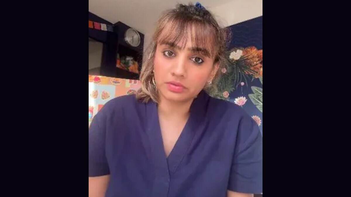 Influencer Gets Police Protection: স্বর্ণ মন্দিরে যোগব্যায়াম করে জুটছে প্রাণনাশের হুমকি, পঞ্জাবের সোশ্যাল মিডিয়া ইনফ্লুয়েন্সারের বাড়িতে বসল পুলিশি নিরাপত্তা